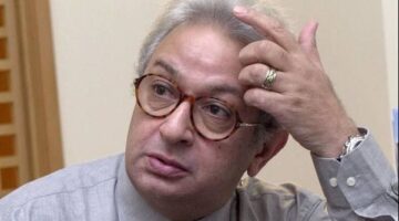 مدير التصوير محسن أحمد يشرح ملابسات انهيار منزل نور الشريف في السيدة زينب.