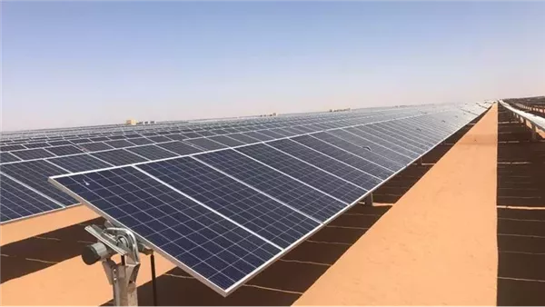 بالتعاون مع الصين.. مشروع ضخم لتصنيع مكونات الطاقة الشمسية في السخنة بالتعاون مع الصين.. مشروع ضخم لتصنيع مكونات الطاقة الشمسية في السخنة