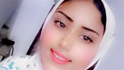 أسرة الطالبة الراحلة جراء انهيار منزل في دندرة بمحافظة قنا: لم تتمكن من الاحتفال بالنتيجة. أسرة الطالبة الراحلة جراء انهيار منزل في دندرة بمحافظة قنا: لم تتمكن من الاحتفال بالنتيجة.
