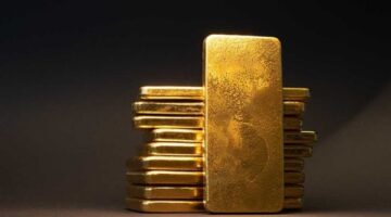 سعر جرام الذهب عيار 21 مع قيمة المصنعية في محلات الذهب اليوم