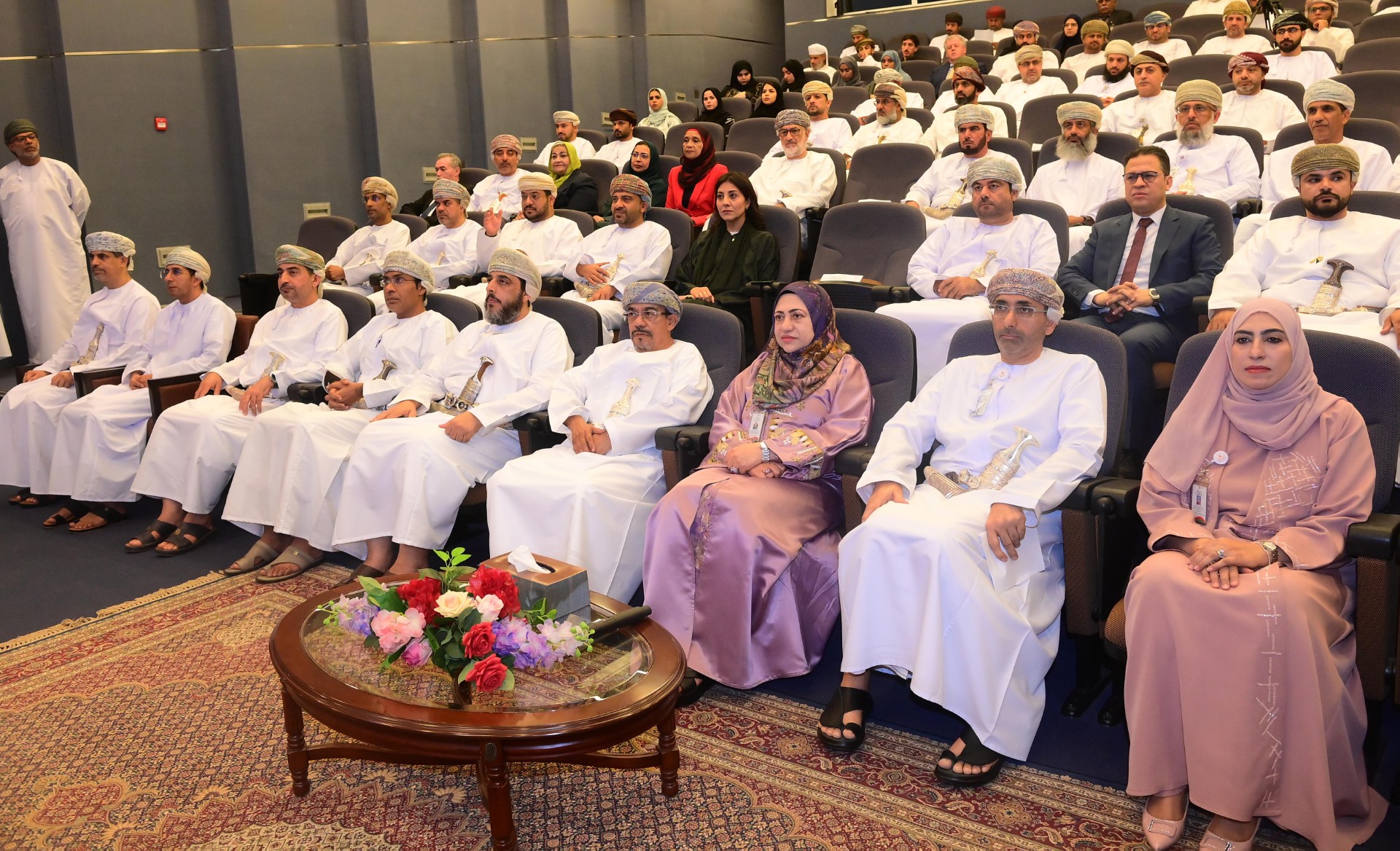الجهات المعنية بالتعليم العالي تنظم الملتقى السنوي الأول لتعزيز التعاون بين القطاعين الأكاديمي والصناعي الجهات المعنية بالتعليم العالي تنظم الملتقى السنوي الأول لتعزيز التعاون بين القطاعين الأكاديمي والصناعي