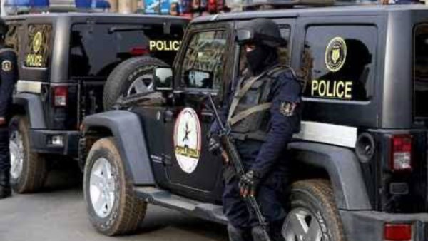 ضبط ثلاثة أفراد ادعوا أنهم يستطيعون تسريب امتحانات الثانوية العامة ضبط ثلاثة أفراد ادعوا أنهم يستطيعون تسريب امتحانات الثانوية العامة