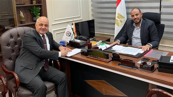 “أشرف فاروق” يُعين نائبًا للأمين العام لحزب الجبهة الوطنية في السويس “أشرف فاروق” يُعين نائبًا للأمين العام لحزب الجبهة الوطنية في السويس