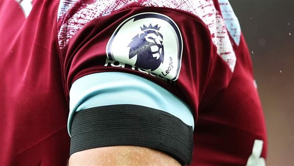الدوري الإنجليزي ينطلق بمباراة تقليدية بين يونايتد وأرسنال في الافتتاح.