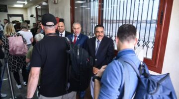 محافظ مطروح: استمرار وصول رحلات الطيران العارض إلى مطاري مرسى مطروح والعلمين