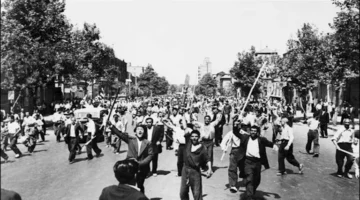 هل تعيد واشنطن تجربة الانقلاب في إيران؟