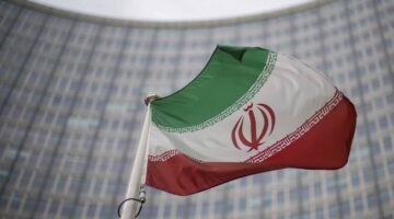 سفير إيران في جنيف: الغرب يمهد لاعتداءات إسرائيل.. وسنرد إذا تم تخطي “الخطوط الحمراء”