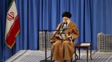 المرشد الإيراني: الحرب قد انطلقت ويجب أن نواجه إسرائيل بقوة.