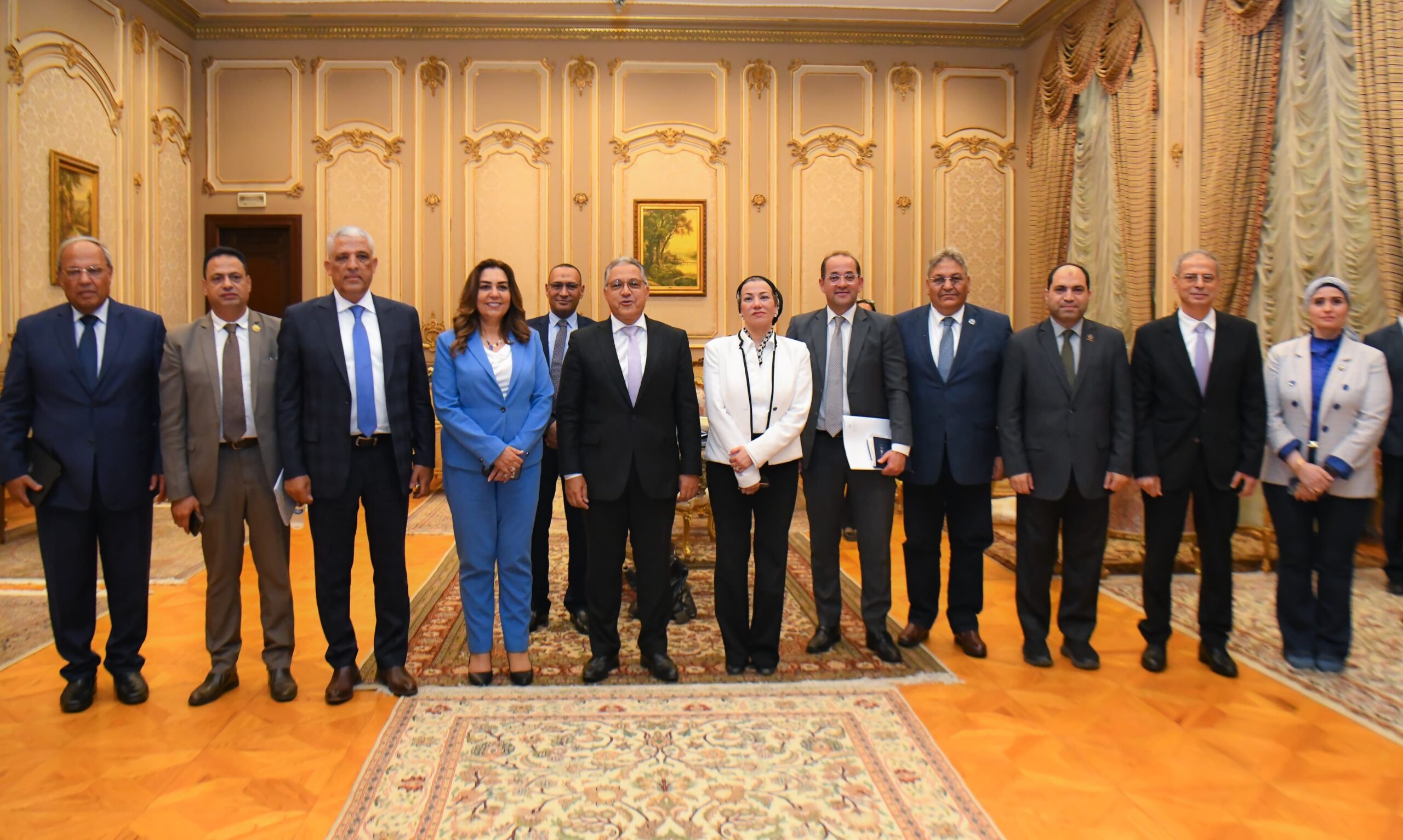 وزيرة البيئة: نطمح لتحقيق 60% في معدل إعادة تدوير النفايات بحلول عام 2027 وزيرة البيئة: نطمح لتحقيق 60% في معدل إعادة تدوير النفايات بحلول عام 2027