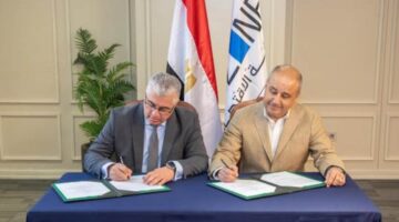 رئيس هيئة قناة السويس يوقع اتفاقية مشروع شركة “أورسا- UR-SA” التركية المتخصصة في المنسوجات الصناعية وتغليف البلاستيك.