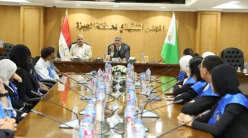 محافظ الجيزة يجتمع بأعضاء مجلس شباب الطلائع ويؤكد على دعم الحكومة لتمكين الشباب
