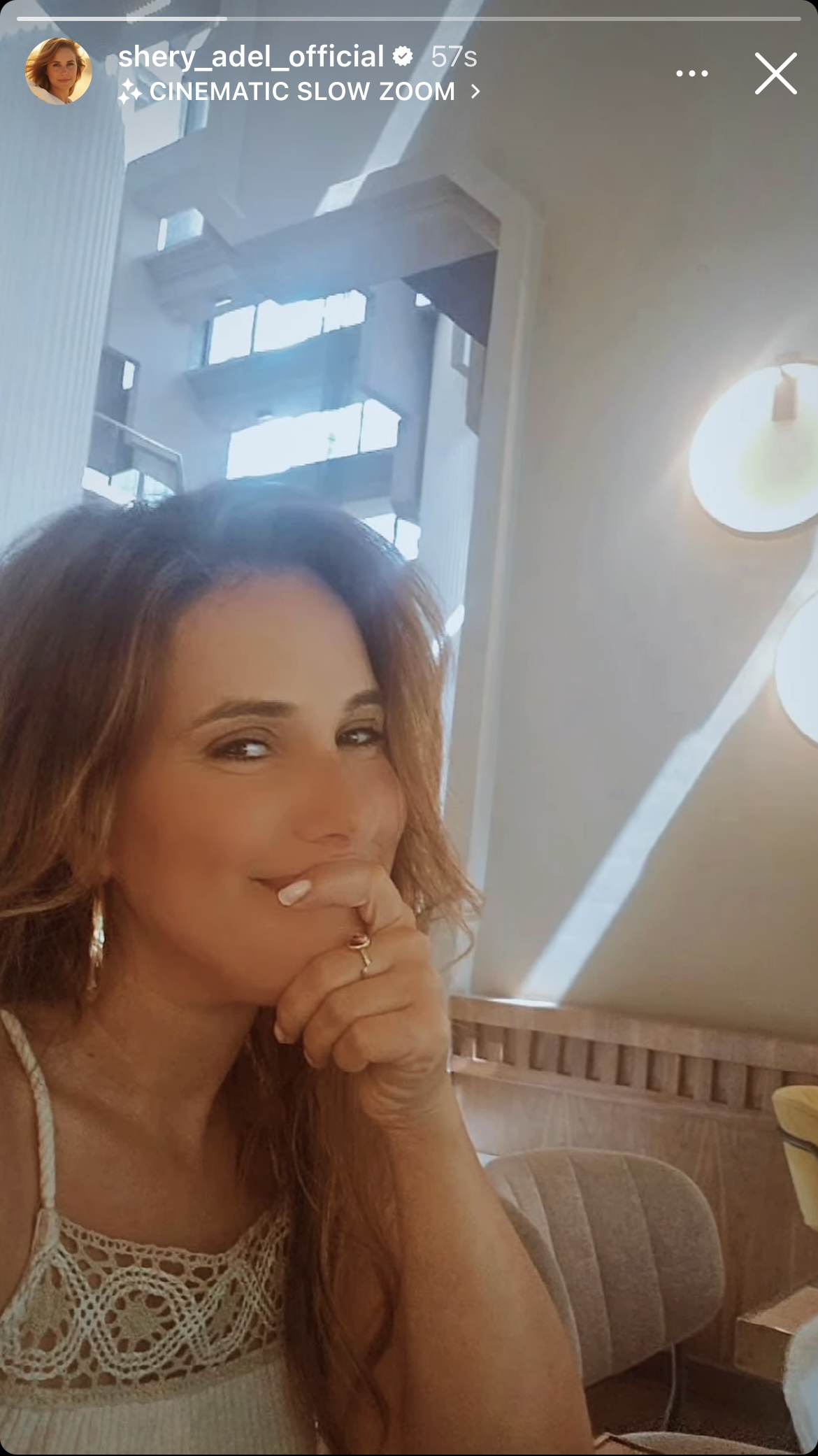 بالزي الأبيض.. شيري عادل تبرز أنوثتها في أحدث إطلالة لها بالزي الأبيض.. شيري عادل تبرز أنوثتها في أحدث إطلالة لها