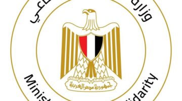 وزيرة التضامن تتابع آثار انهيار مبنى في السيدة زينب وتوجه بتقديم التعويضات لعائلات الضحايا.