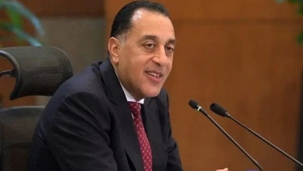 مدبولي: نؤكد التزامنا بتوفير الوقود اللازم لتشغيل محطات الكهرباء بكفاءة عالية. مدبولي: نؤكد التزامنا بتوفير الوقود اللازم لتشغيل محطات الكهرباء بكفاءة عالية.
