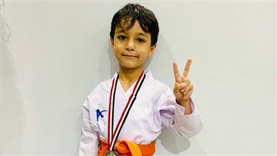 حازم محمد عبدالناصر يحصل على الميدالية الفضية في بطولة الجمهورية للكاراتيه. حازم محمد عبدالناصر يحصل على الميدالية الفضية في بطولة الجمهورية للكاراتيه.