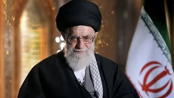 خامنئي يوجه تحذيرًا لأمريكا: لن نستسلم، وستكون هناك عواقب خطيرة إذا هاجمتمونا. خامنئي يوجه تحذيرًا لأمريكا: لن نستسلم، وستكون هناك عواقب خطيرة إذا هاجمتمونا.