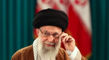 المرشد الإيراني: أي عمل عسكري من الولايات المتحدة سيؤدي إلى أضرار لا يمكن استعادتها لها.