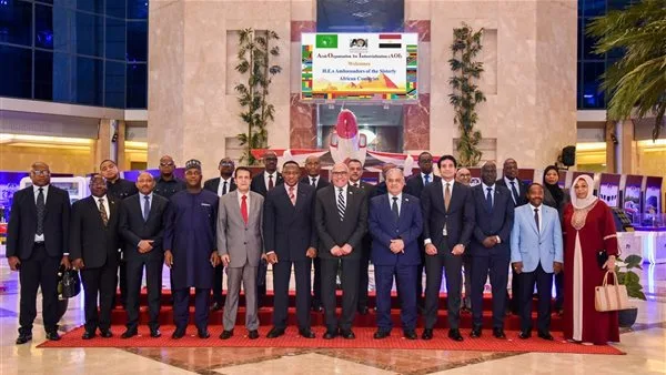 اللواء أ.ح مهندس مختار عبد اللطيف: “العربية للتصنيع” تطلق مجموعة من المشاريع التنموية في إفريقيا اللواء أ.ح مهندس مختار عبد اللطيف: “العربية للتصنيع” تطلق مجموعة من المشاريع التنموية في إفريقيا