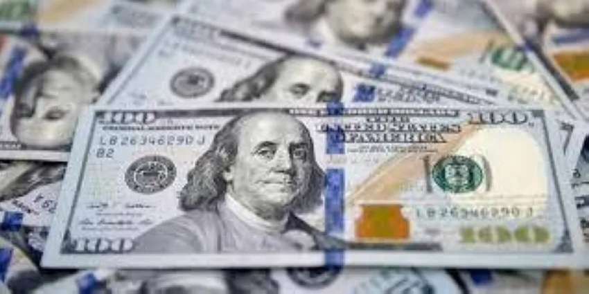 انخفاض الدولار أمام الين في ظل التوترات الجيوسياسية وانتظار قرار الفائدة في الولايات المتحدة
