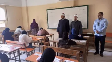 طلاب الثانوية الأزهرية في الإسكندرية يجرون امتحان الصرف بسلاسة دون أي عوائق