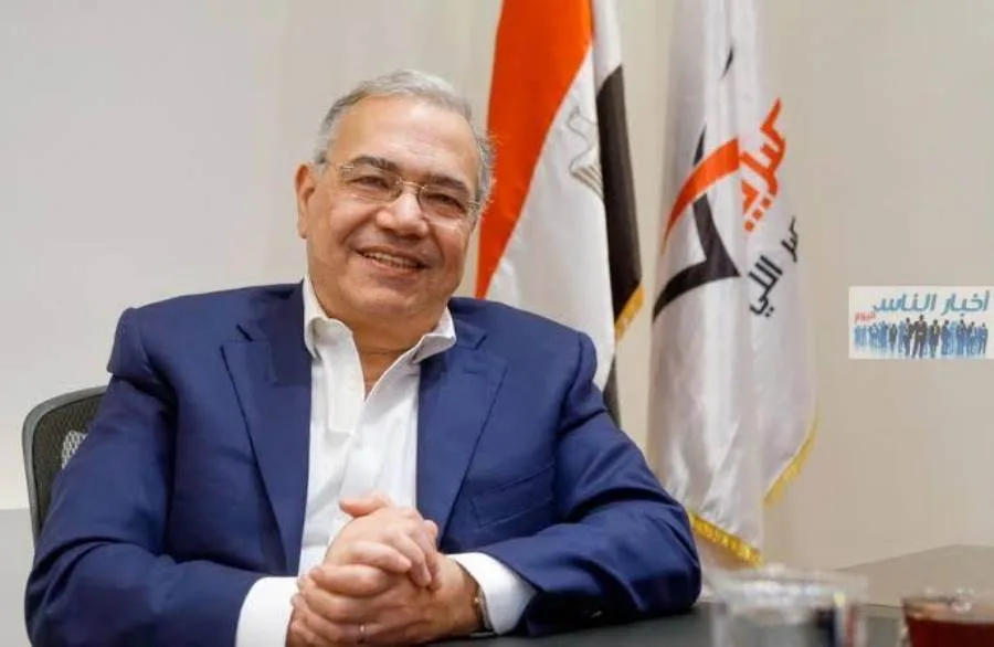 حزب المصريين الأحرار: تحية لمصر التي تصمد أمام الحرب وتسير بخطى حكيمة في المنطقة حزب المصريين الأحرار: تحية لمصر التي تصمد أمام الحرب وتسير بخطى حكيمة في المنطقة
