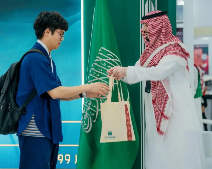 جناح المملكة في معرض كتاب سيئول الدولي 2025 يبرز ثقافتها الهوية. جناح المملكة في معرض كتاب سيئول الدولي 2025 يبرز ثقافتها الهوية.