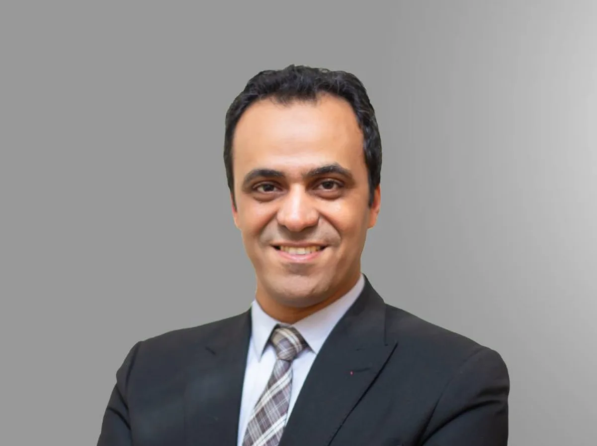 حاتم البنا: ضمان راحة المستثمرين والشركات المدرجة من أبرز أهداف البرنامج الانتخابي حاتم البنا: ضمان راحة المستثمرين والشركات المدرجة من أبرز أهداف البرنامج الانتخابي