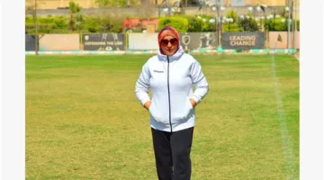 “سماح حمزة”: السيدة الأولى التي تتولى منصب مدير التعاقدات في نادي الفيوم بمصر.