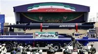 خبير: صاروخ “فتاح” الإيراني يصل إلى عمق إسرائيل ويتجاوز نظم الدفاع الجوي.