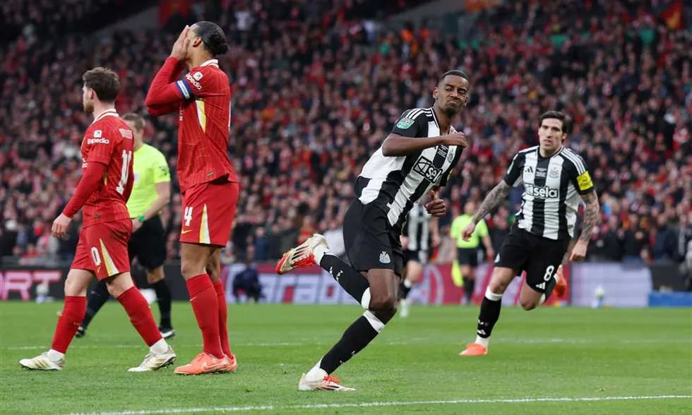 ليفربول إيكو: إيزاك على قائمة أهداف الريدز الأساسية لكن… ليفربول إيكو: إيزاك على قائمة أهداف الريدز الأساسية لكن…
