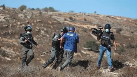 نقابة: 137 انتهاكًا واعتداءً إسرائيليًا على الصحافة الفلسطينية خلال مايو