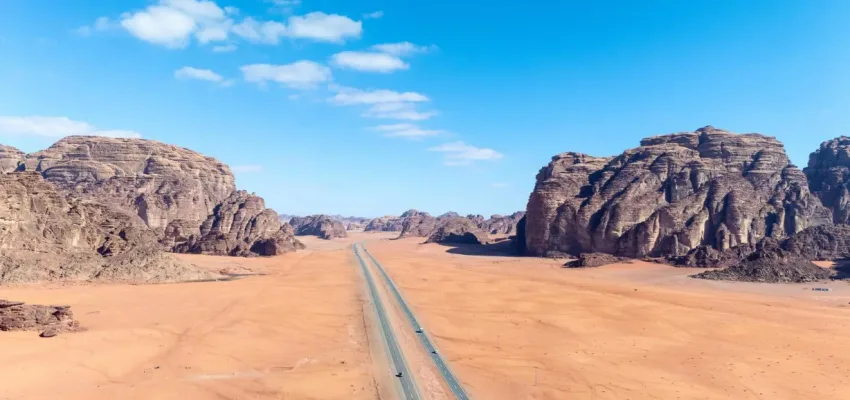 مسار (تبوك/ حقل) مشروع استراتيجي لتعزيز السياحة على سواحل خليج العقبة مسار (تبوك/ حقل) مشروع استراتيجي لتعزيز السياحة على سواحل خليج العقبة