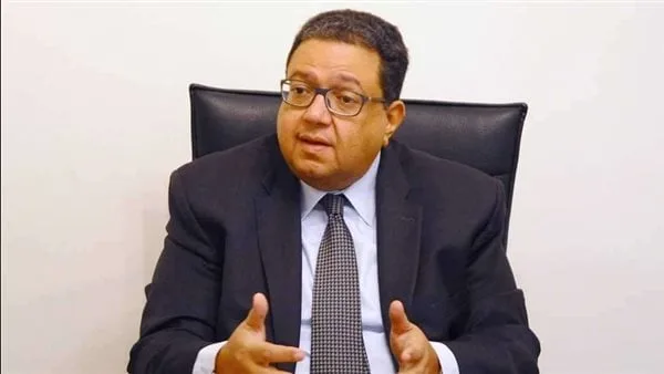 زياد بهاء الدين: القول بأن الدولة يجب أن تخرج نهائياً من الاقتصاد غير منطقي. زياد بهاء الدين: القول بأن الدولة يجب أن تخرج نهائياً من الاقتصاد غير منطقي.