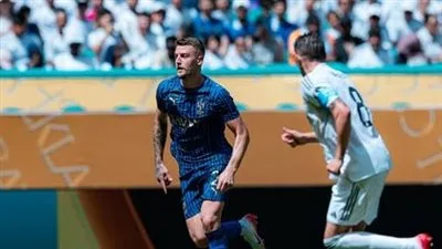 قفاز ياسين بونو يُنقذ الهلال: تعادل الفريق السعودي مع ريال مدريد الإسباني (1/1) في كأس العالم للأندية قفاز ياسين بونو يُنقذ الهلال: تعادل الفريق السعودي مع ريال مدريد الإسباني (1/1) في كأس العالم للأندية