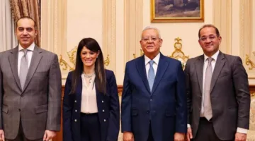 رئيس البرلمان يستضيف وزراء الشؤون النيابية والتخطيط والمالية بعد جلسة النقاشات
