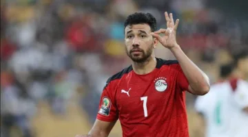عمرو سماكة: بالميراس سيتسم بالعنف والقدرة البدنية أمام الأهلي.. وتريزيجيه وزيزو هما سر الانتصار.