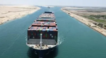 الفريق أسامة ربيع: استئناف تدريجي لحركة سفن الحاويات الكبرى في قناة السويس