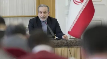 إيران تؤكد التزامها بالدبلوماسية وتتصرف “في إطار الدفاع عن النفس” ضد إسرائيل، وتنفي ارسال وفد للخارج، مشددة على أنها لن تستسلم ولا تتفاوض تحت الضغط، وتدعو إلى وقف الهجمات الإسرائيلية قبل استئناف أي محادثات.