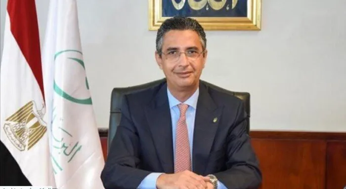 وزير التموين: المخزون الاستراتيجي مستقر، ولدينا كميات كافية تكفي لأكثر من ستة أشهر. وزير التموين: المخزون الاستراتيجي مستقر، ولدينا كميات كافية تكفي لأكثر من ستة أشهر.