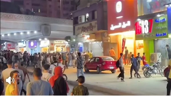 مراجعة فيديو للاشتباك في عين شمس بتقنية الأسلحة النارية من قبل الأمن مراجعة فيديو للاشتباك في عين شمس بتقنية الأسلحة النارية من قبل الأمن