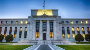 أسباب اتخاذ البنك الفيدرالي الأمريكي قرار الإبقاء على سعر الفائدة ثابتاً