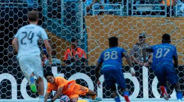 الهلال: بونو تسبب في إحراج ريال مدريد بنجومه