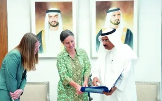 القنصل العام لجمهورية ألمانيا يزور مكتبة محمد بن راشد