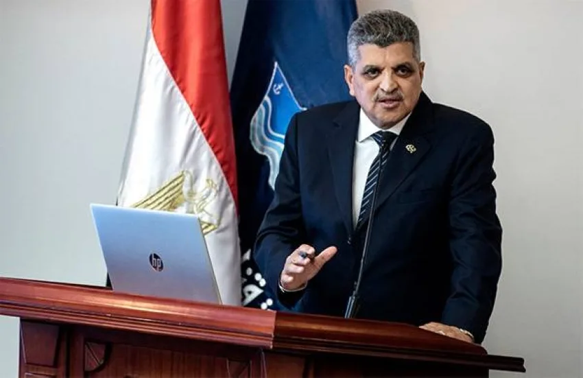 عودة السفن العملاقة لعبور قناة السويس بعد فترة انقطاع طويلة عودة السفن العملاقة لعبور قناة السويس بعد فترة انقطاع طويلة