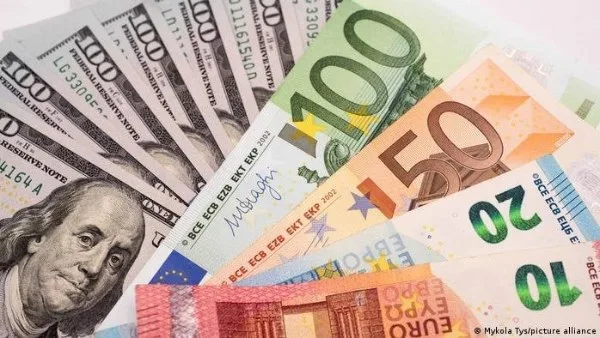 أسعار صرف العملات الأجنبية الرسمية في مصر اليوم الخميس