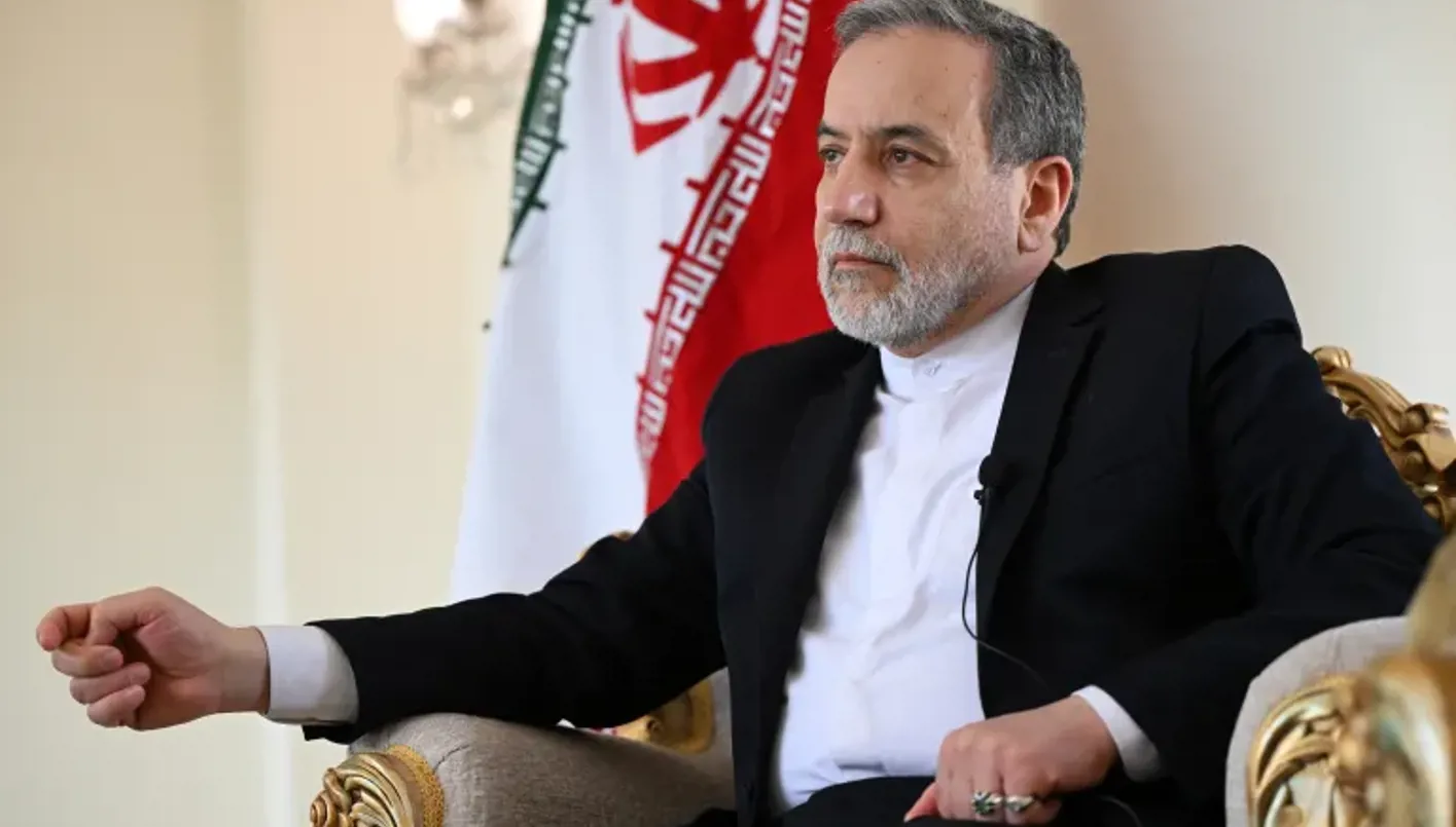 إيران تهدد إسرائيل بأنها ستجعلها تشعر بالندم وتتحمل عواقب هجماتها.