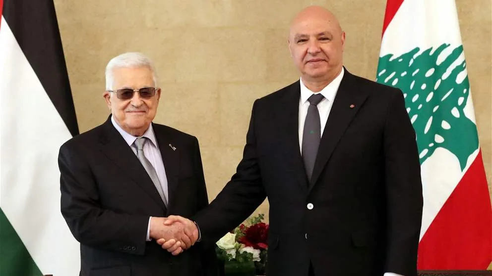 طلب فلسطيني بتأجيل جمع السلاح.. وخلاف يعرقل تنفيذ المرحلة الأولى (الشرق الأوسط) طلب فلسطيني بتأجيل جمع السلاح.. وخلاف يعرقل تنفيذ المرحلة الأولى (الشرق الأوسط)