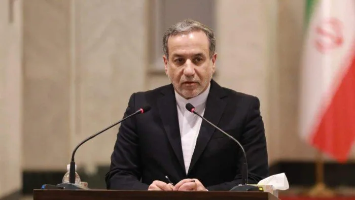 وزير الخارجية الإيراني: إسرائيل ستحاسب على اعتداءاتها علينا وزير الخارجية الإيراني: إسرائيل ستحاسب على اعتداءاتها علينا