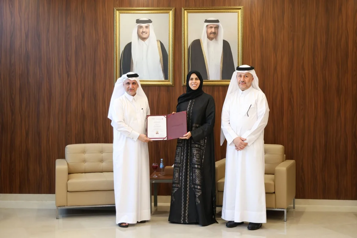 لولوة الخاطر تهنئ كلية المجتمع بمناسبة نيلها الاعتماد المؤسسي لخمس سنوات لولوة الخاطر تهنئ كلية المجتمع بمناسبة نيلها الاعتماد المؤسسي لخمس سنوات