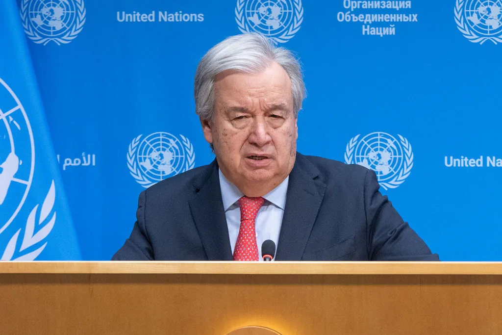 غوتيريش urges to avoid further military intervention